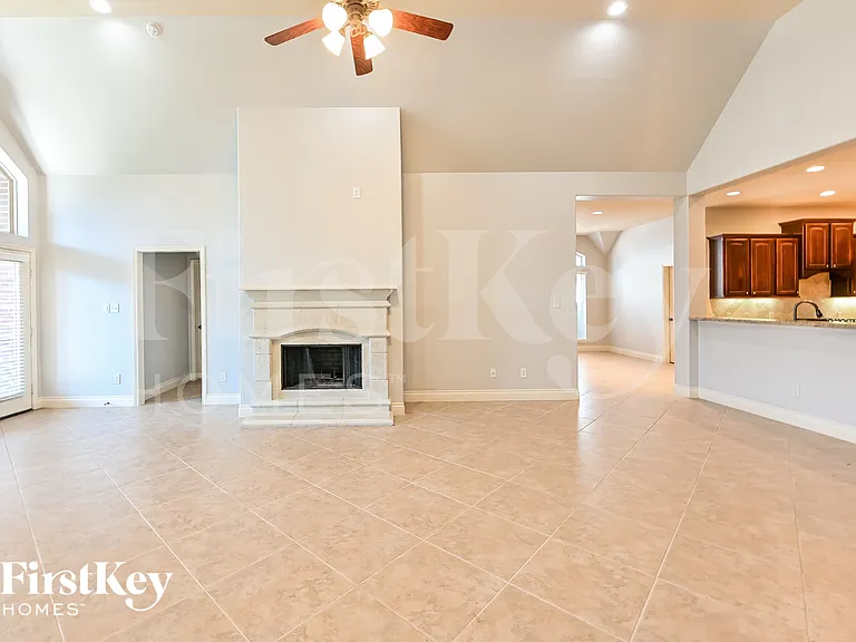 18631 Minden Oaks Dr — Photo 3