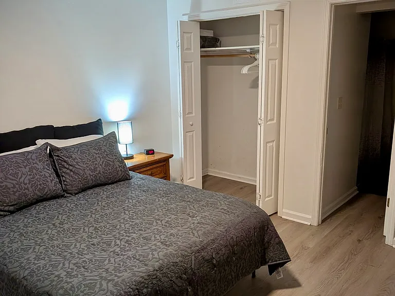 301 E Sullivan St #6 — Photo 7