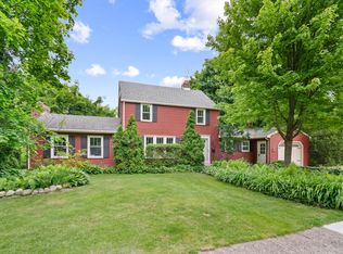 1307 Trails End St, Kalamazoo, MI 49001