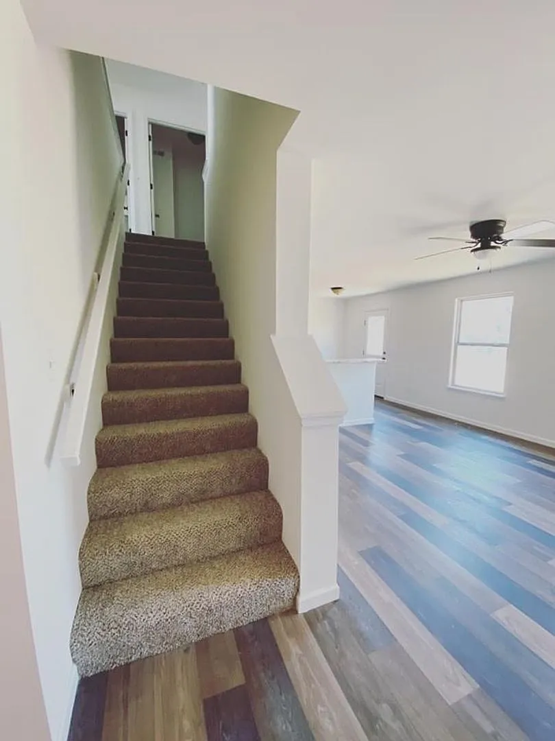 Quail Run Apartments and Townhomes — Photo 3