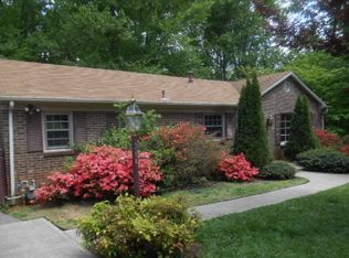 206 Oakwood Cir, Danville, VA 24541