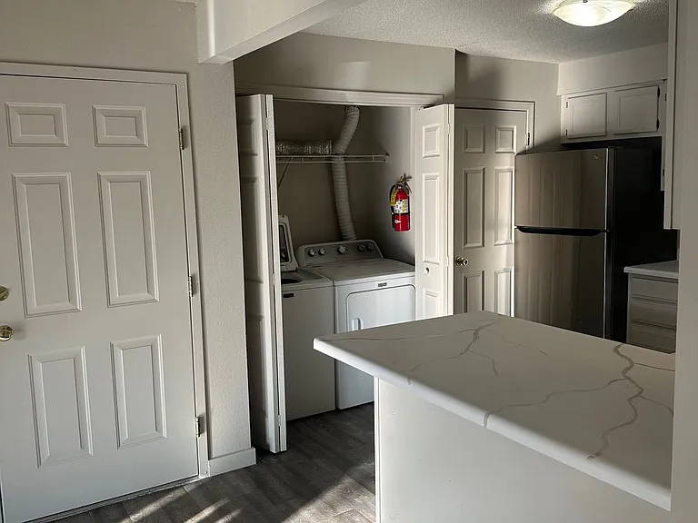958 Boston Way #11 — Photo 2