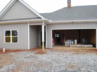 161 Village Dr #40, Dahlonega, GA 30533