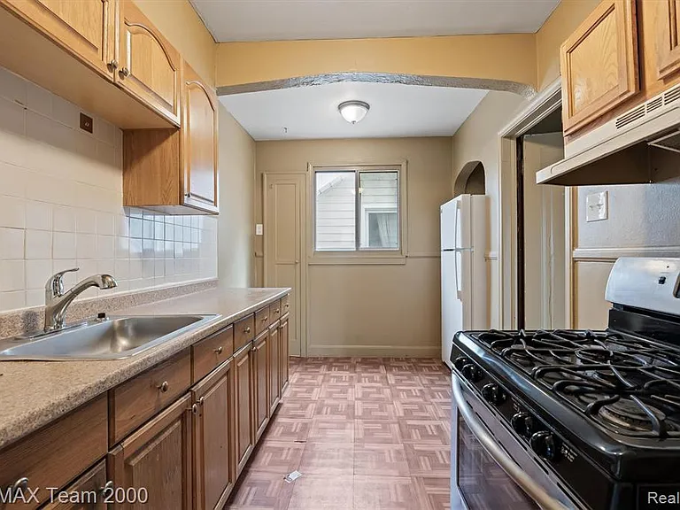7444 Kendal St — Photo 22