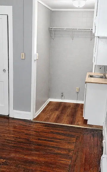 132 Spring St #1 — Photo 2