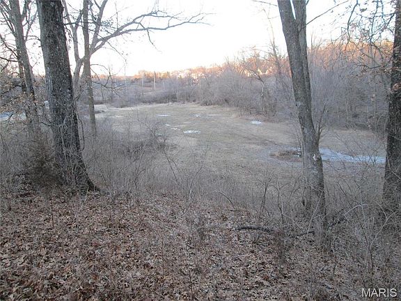 2nd image of 3600 Old Baumgartner Rd