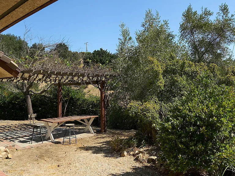 397 Loftyhill Dr — Photo 39
