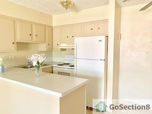 1st image of 860 Colorado Ave APT 2B