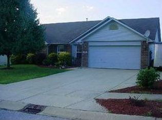 911 Moonlight Ct, Mooresville, IN 46158
