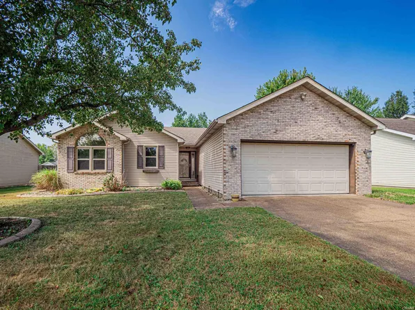 8518 Fox Hollow Rd, Evansville, IN 47725