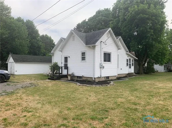 318 N Oak St, Edgerton, OH 43517