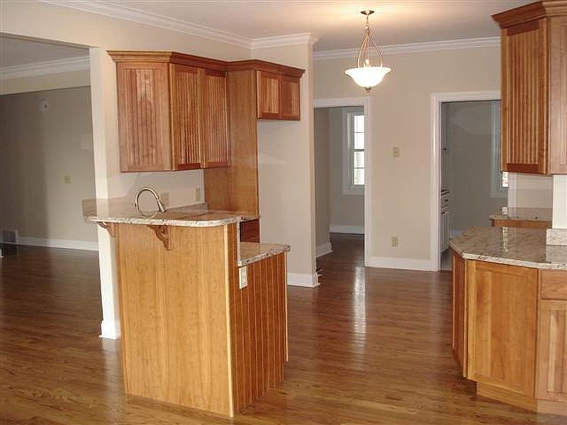 5th image of 66 PAYNE Road