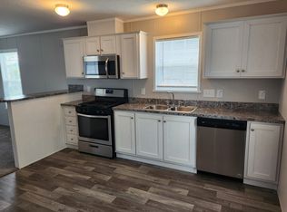25 E Arizona, Belleville, MI 48111