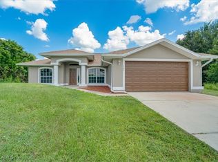 507 Carrillon Ave S, Lehigh Acres, FL 33974
