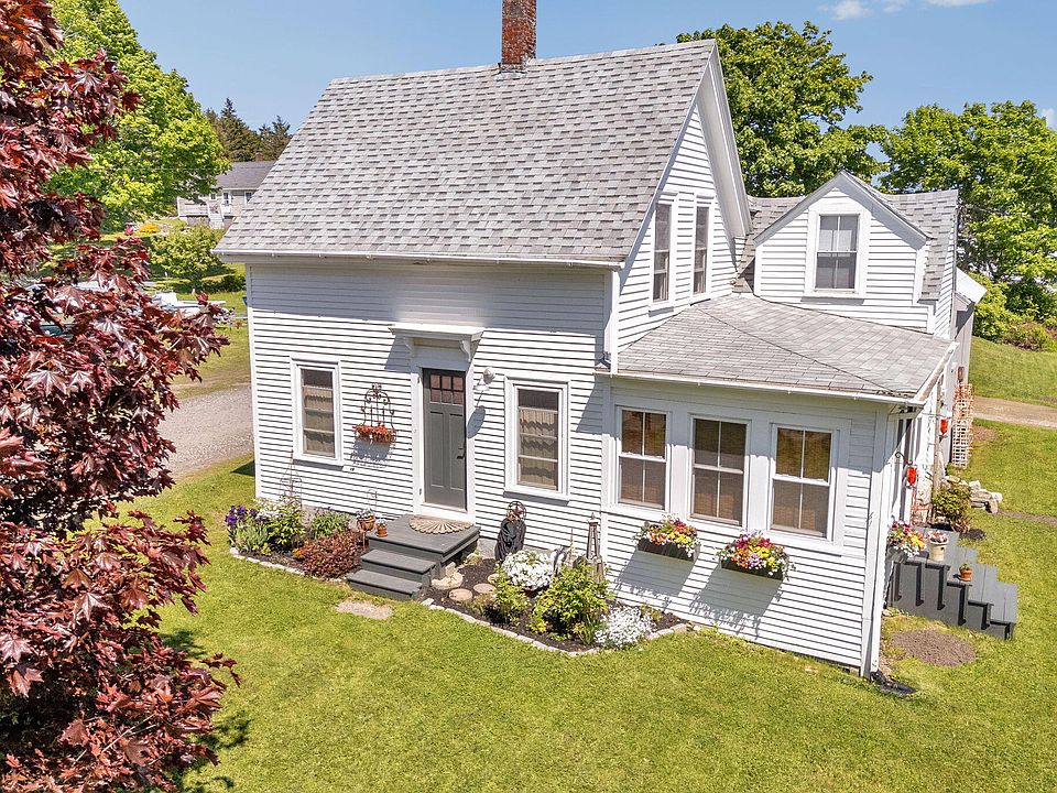 1st image of 672 Spruce Head Road