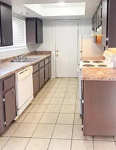 645 W Rio Salado Pkwy #101 Photo 1