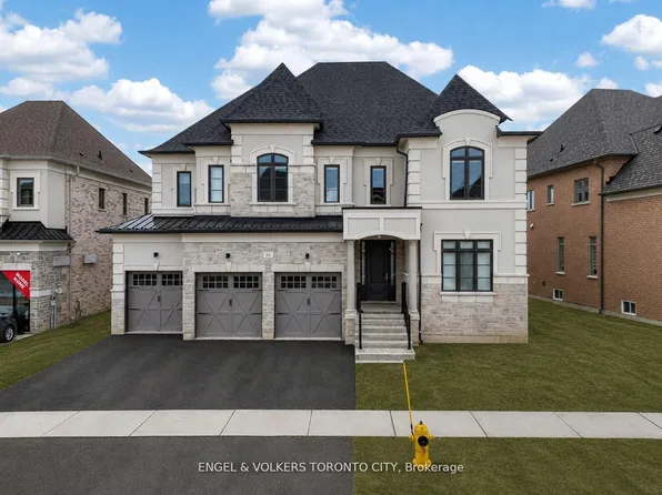 52 Bud Willmot Way, King, ON L7B 0S7