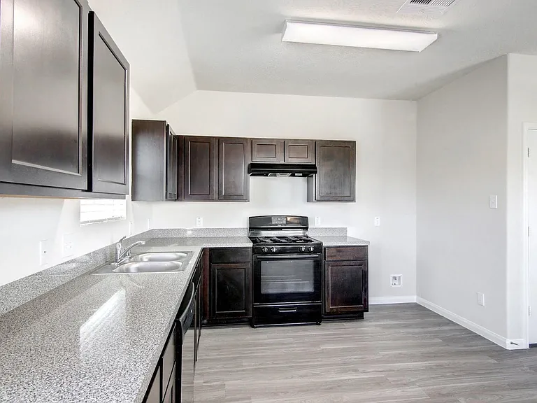 12703 Rio Nueces Ln — Photo 5