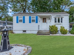 360 Cahill Rd, Toms River, NJ 08755