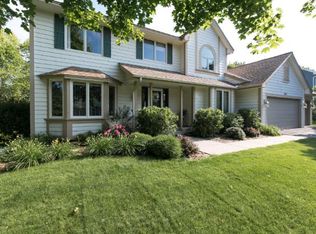 9641 170th St W, Lakeville, MN 55044