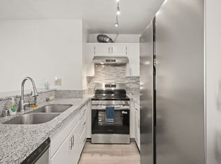 1885 Veteran Ave APT 207, Los Angeles, CA 90025