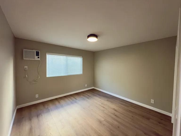 3501 Marguerite St #4 — Photo 10