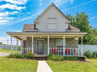 206 E 4th St, Cement, OK 73017