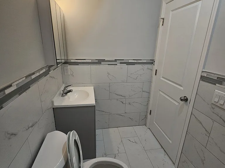 414 S 10th St #2 — Photo 14