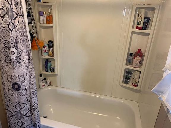 5th image of 668 S Odell Ave