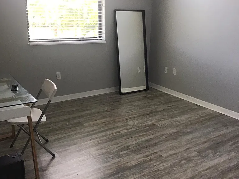 19103 NE 8th Ct — Photo 14