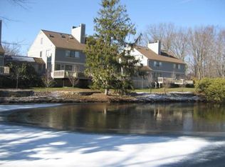 123 W Lyon Farm Dr, Greenwich, CT 06831