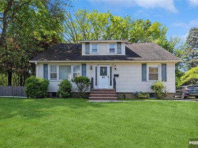 87 Palisade Ave, Emerson, NJ, 07630