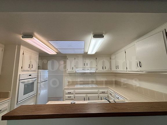 5th image of 1894 Fairway Park Unit A