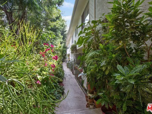 944 Palm Ave APT 5, West Hollywood, CA 90069
