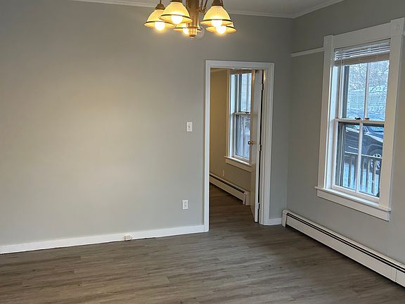 3rd image of 29 Grove St