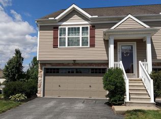 501 Fox Ridge Ln, Lebanon, PA 17042