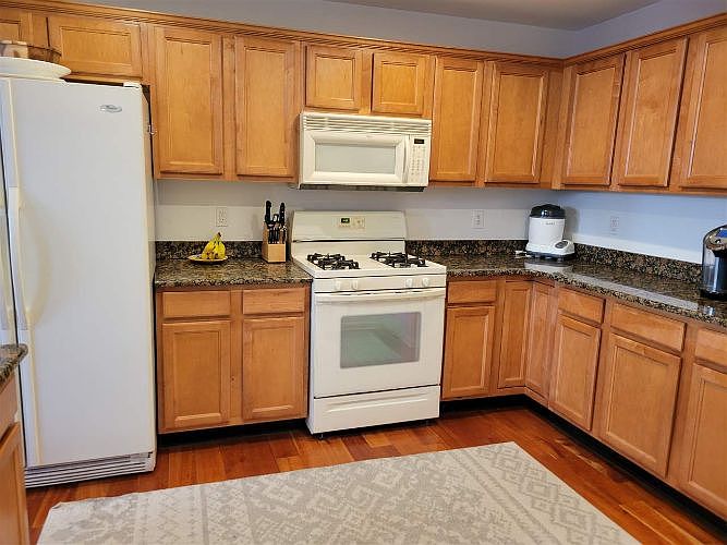 56 Boatworks Dr Bayonne NJ Zillow