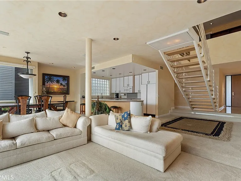 1351 La Mirada St — Photo 27