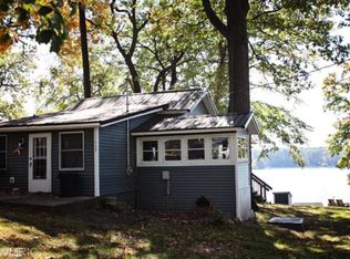 11759 Ford Point Rd, Plainwell, MI 49080
