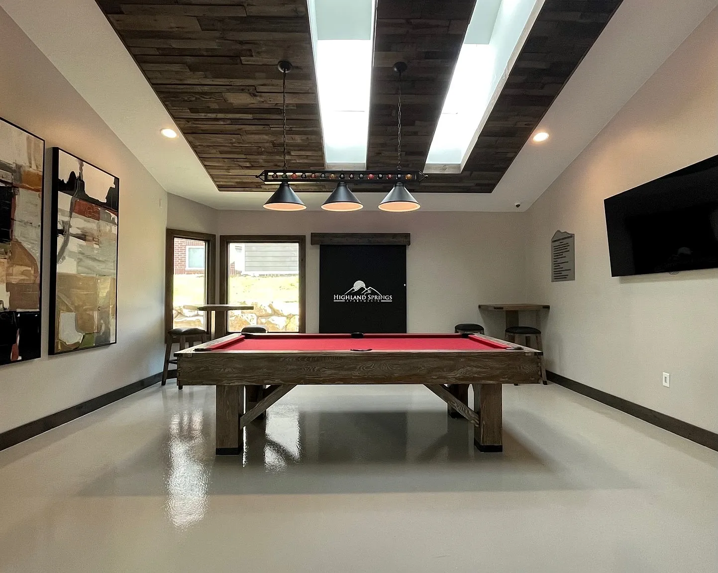 Highland Springs Apartments — Photo 4