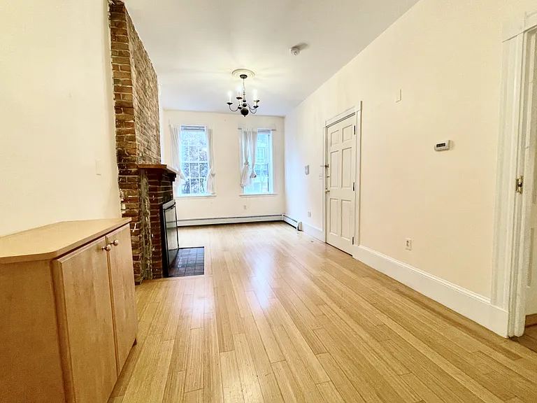 95 W Cedar St #1 — Photo 5