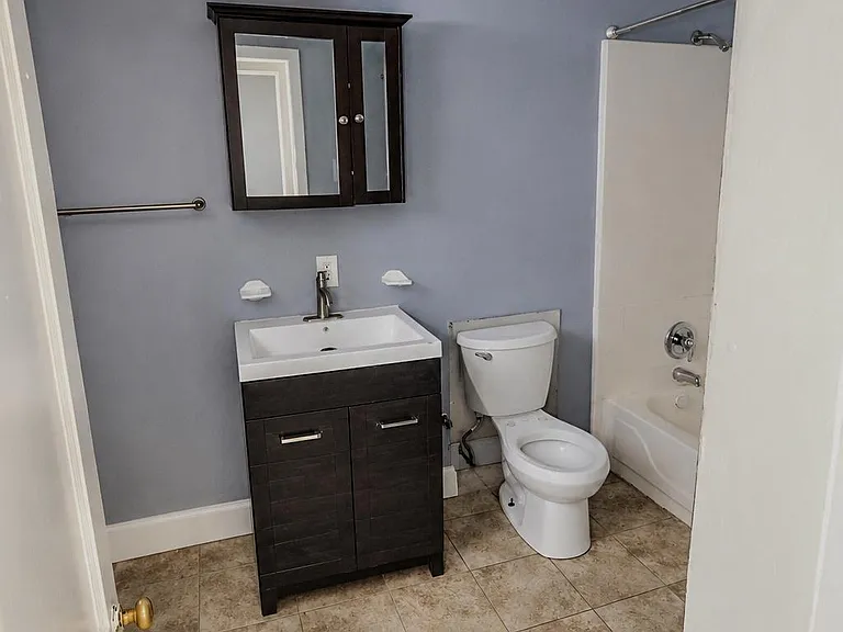 101 Galveston Pl SW #4 — Photo 6
