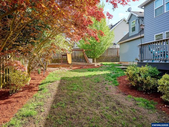 5820 Pikes Pass St SE, Salem, OR 97306