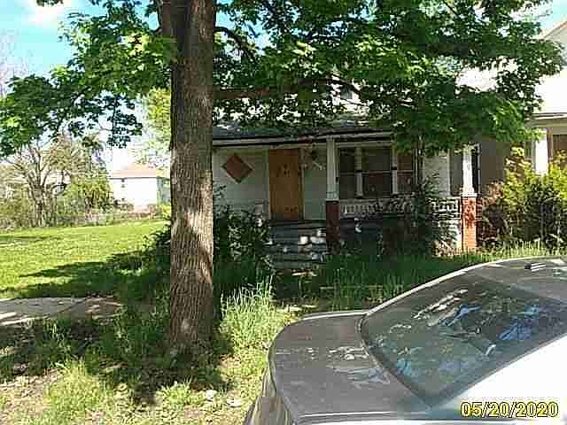 5102 Belvidere