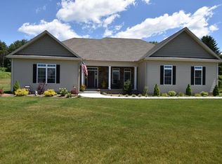 59 Flynn Meadow Rd, Westfield, MA 01085