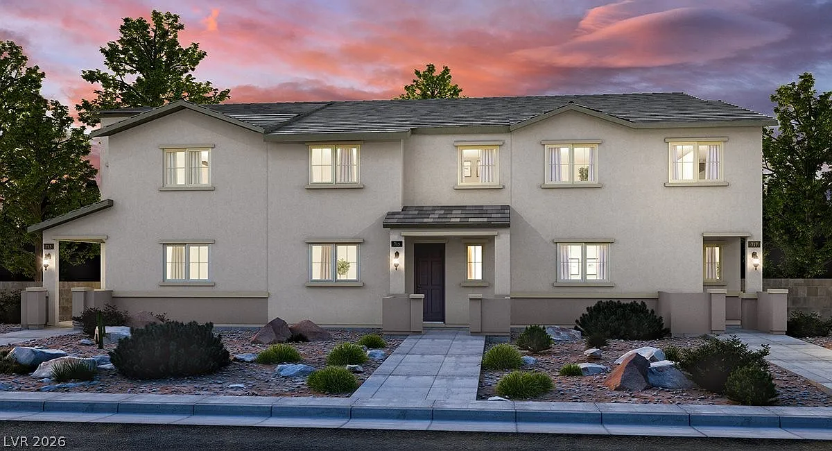 3 bed, 2.5 bath, 1827 sqft, $1,835 — Photo 1