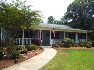 522 Valley View Rd, Mount Gilead, NC 27306