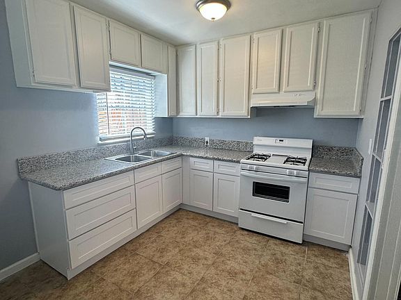 4th image of 415 E 20th St #415A