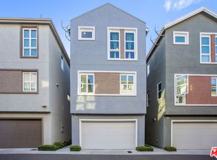 2700 E Chaucer St #30, Los Angeles, CA 90065