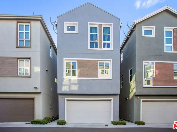 2700 E Chaucer St #30, Los Angeles, CA 90065